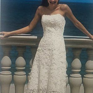 Brand new, never worn Beach or nautical wedding dress